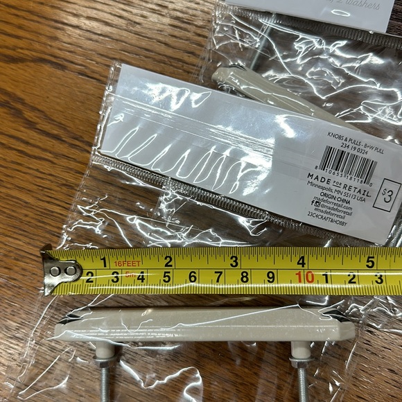 NWT, 5 quantity drawer pulls, off-white and black, art deco/Aztec style? - Picture 5 of 5